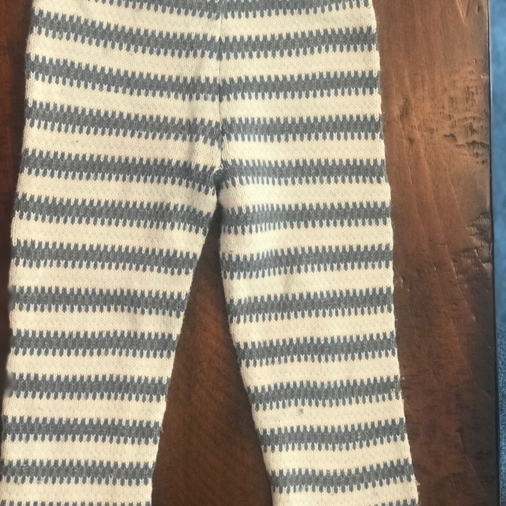 Sweater and pants - Picture 2 of 2